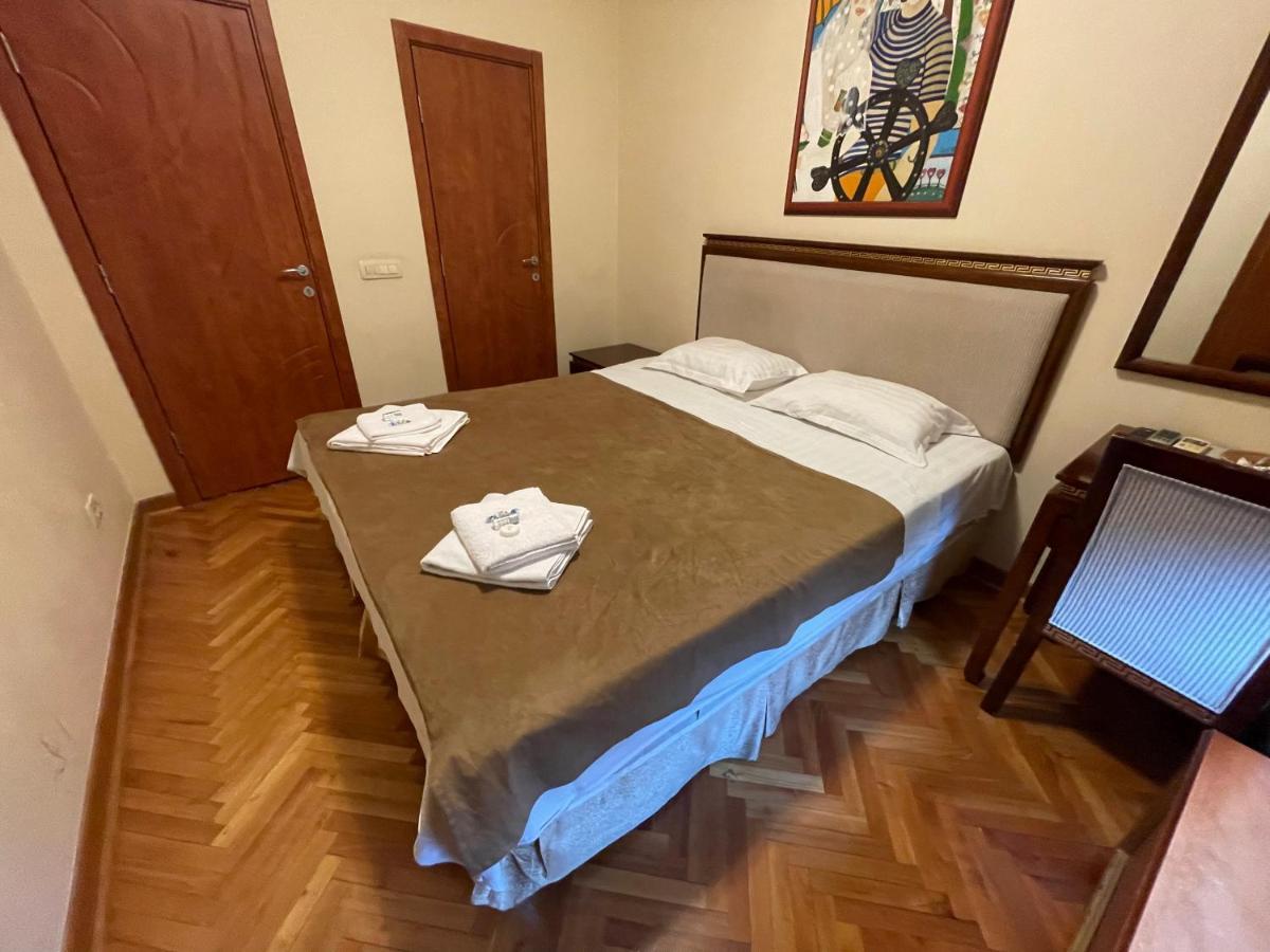Boutique Hotel Travelling Actor - Skadarlija Belgrade Luaran gambar